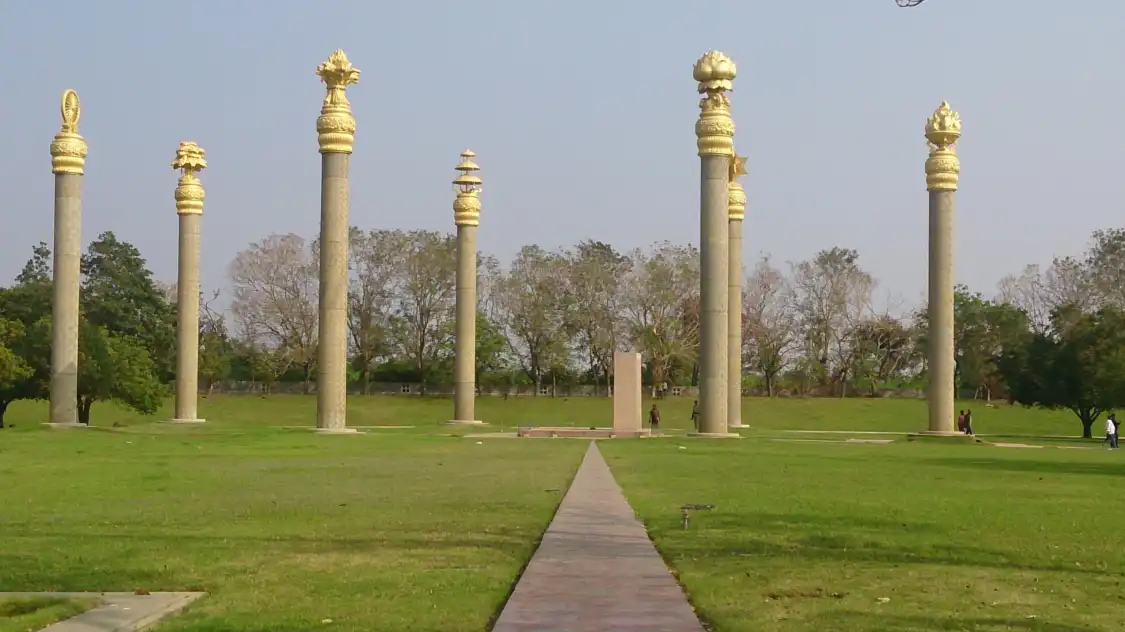 Hotels near Rajiv Gandhi Memorial