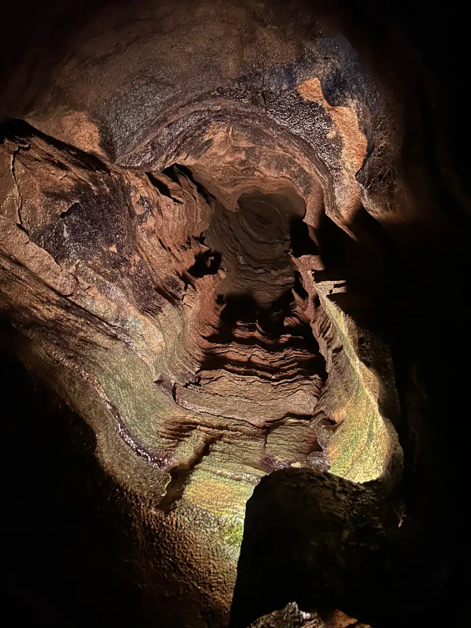 5_War Eagle Cavern