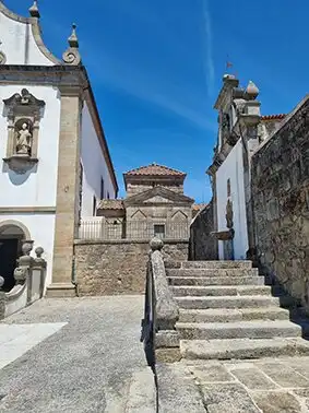Hotel in zona Capela de S. Frutuoso