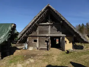 Keltendorf Gabreta , Archäologischer Erlebnispark, Restaurant und Biergarten