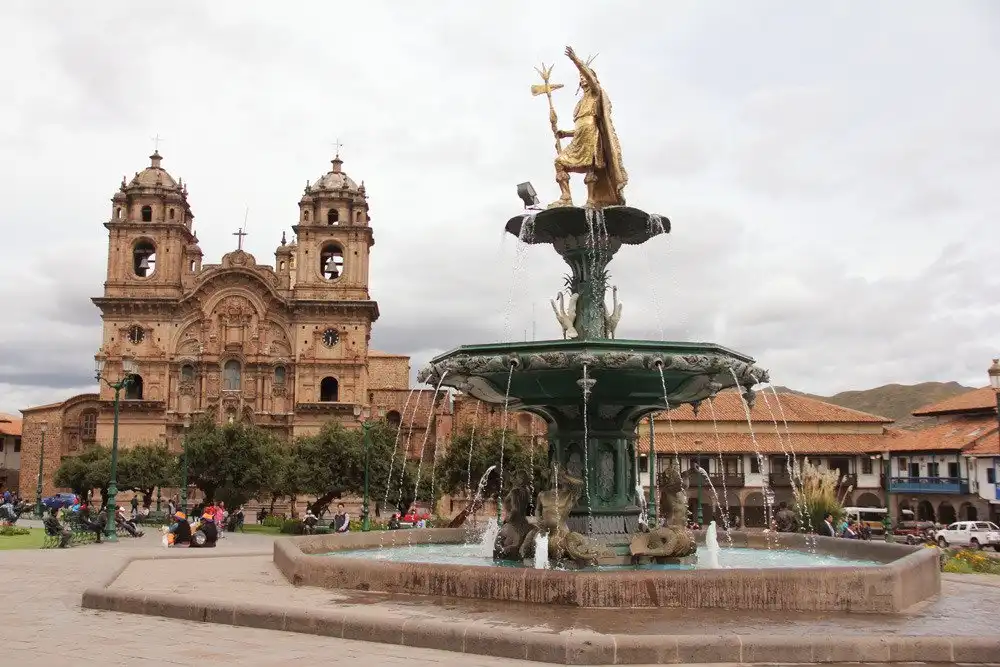 鄰近monumento Pachacuteq的酒店