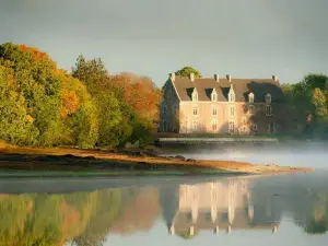 Chateau de Comper