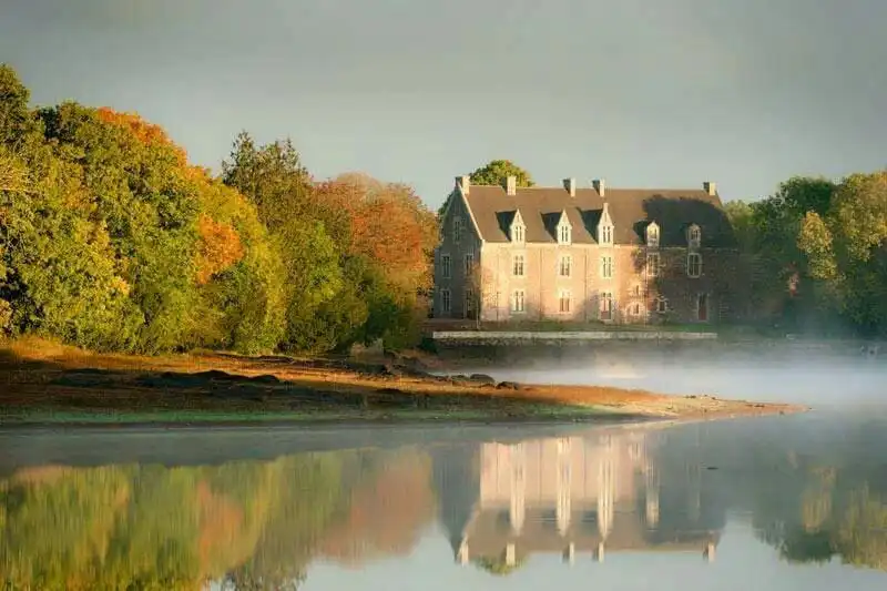 Hôtels à proximité de : Château de Comper