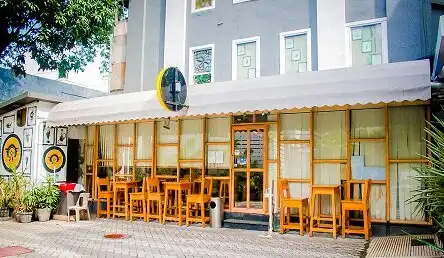 Hotels near Sudder St