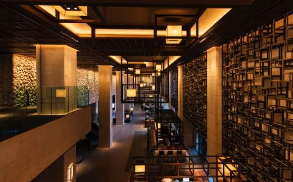 Lobby Bar