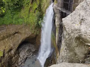 Curug Cicalobak