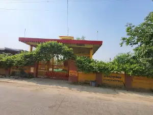 Gayatri Temple Tulsipur गायत्री मंदिर तुलसीपुर
