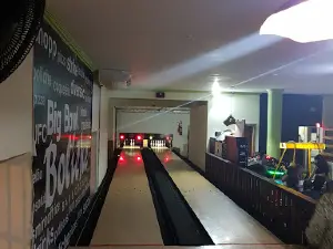 Big Bowl Bowling Bar & Kitchen