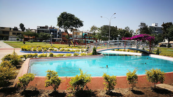 Quiñones Park