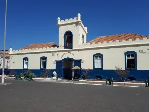 Discover santiago island