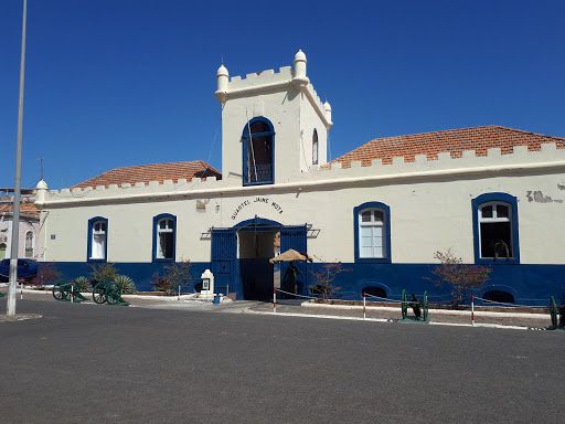 Discover santiago island