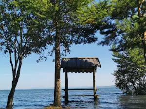 Besedki Ryadom S Sanatoriyem "Lukomor'ye"