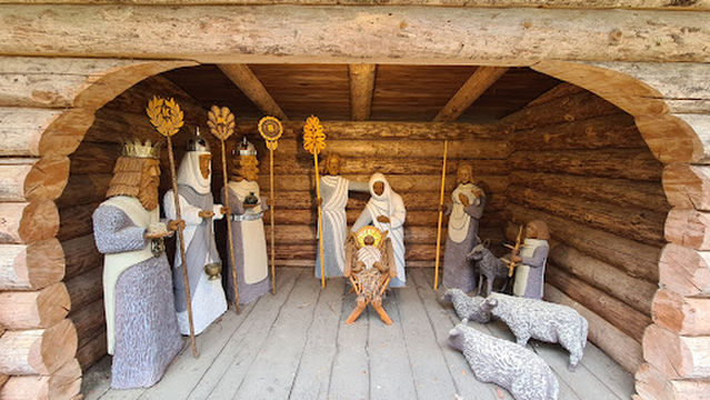 Wooden Sculpture park Cesnuliu sodyba, A. Cesnulio imone