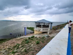 Arjun dam gate