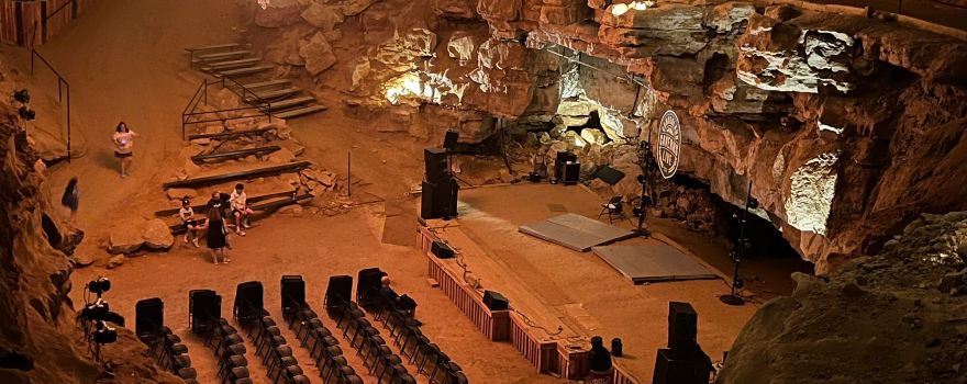 Cumberland Caverns