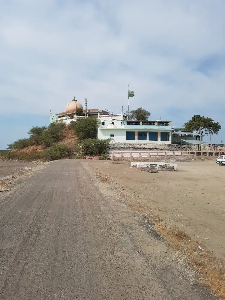 Hotels near Balachari Beach