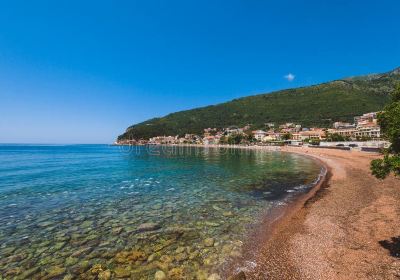 Petrovac beach
