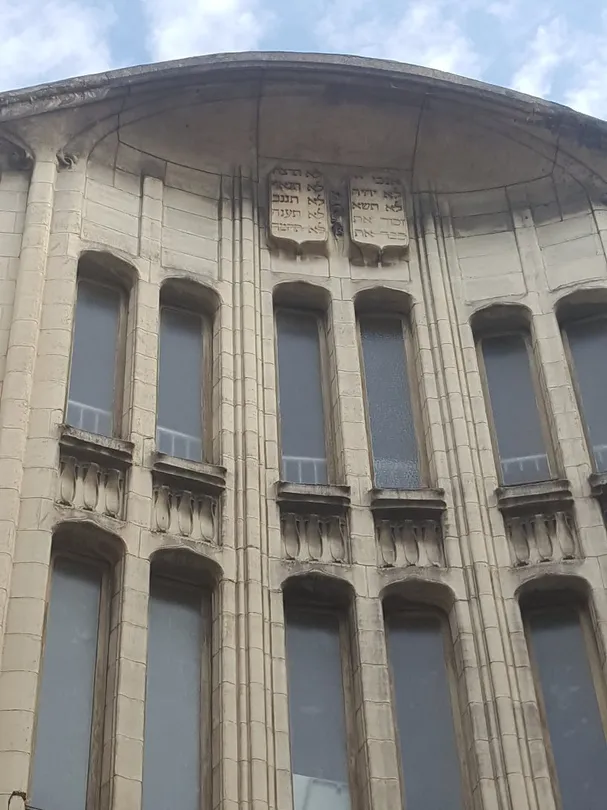 3_Agoudas Hakehilos Synagogue