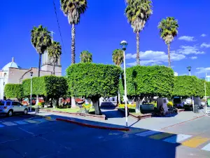 Plaza "Lázaro Cárdenas"