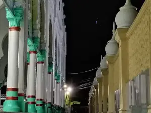 Masjid Al-Ikhlas Batuphat Timur