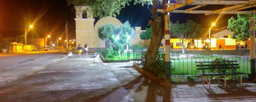Plaza de Armas de Acarí