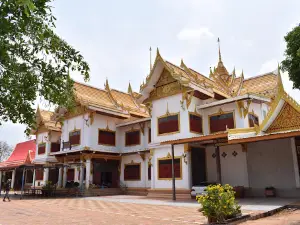 Wat Paeng Puai