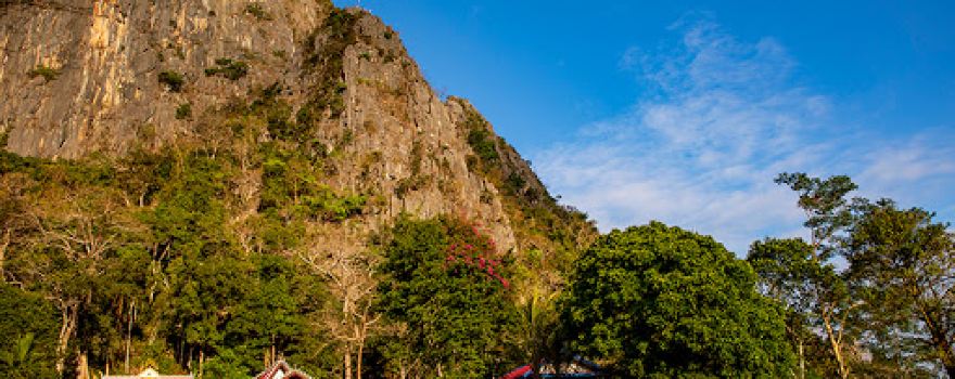 Wat Pa Pha Nang Rong