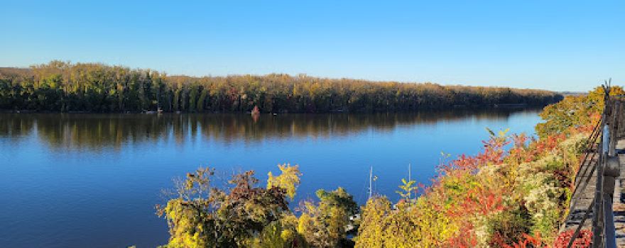 Promenade Hill Park