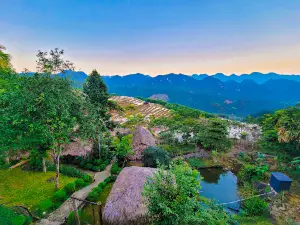 Điểm Săn Mây Pù Luông