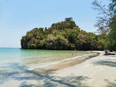 หาดหยงหลำ Yonglam Beach