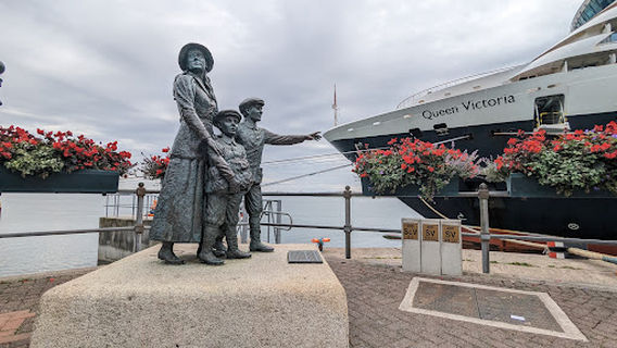 Annie Moore Monument