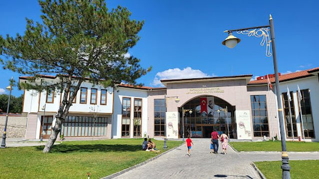 Leyla Dizdar Kültür Merkezi