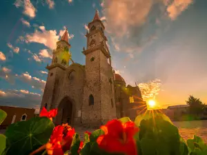 Parroquia San Marcos Grajales