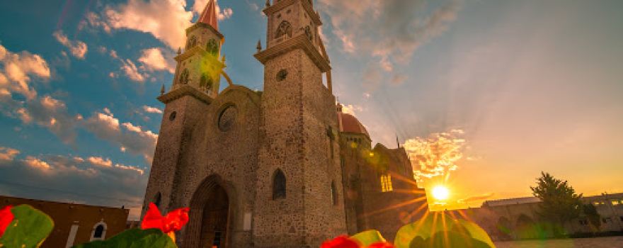 Parroquia San Marcos Grajales