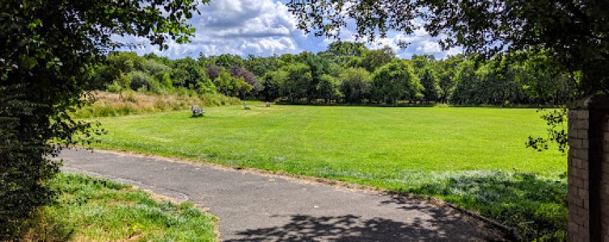 Pontlliw Park - Playground