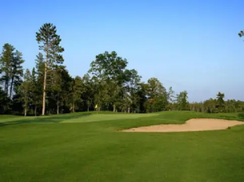 Bear's Den Golf Course