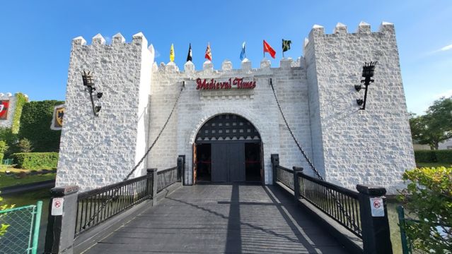 Medieval Times Dinner & Tournament