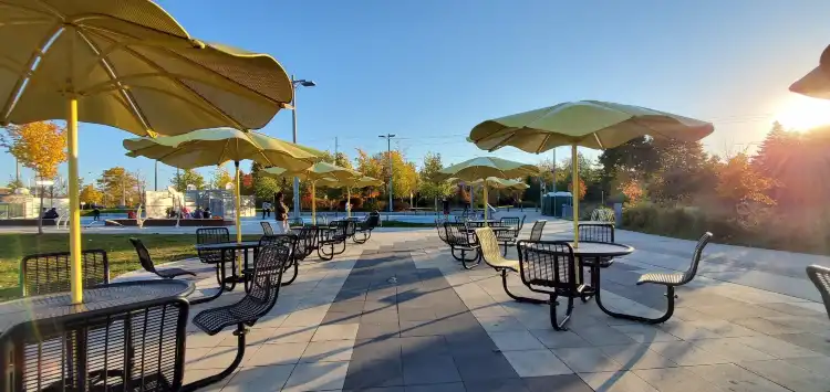 Hotels in der Nähe von Mazda Canada Inc