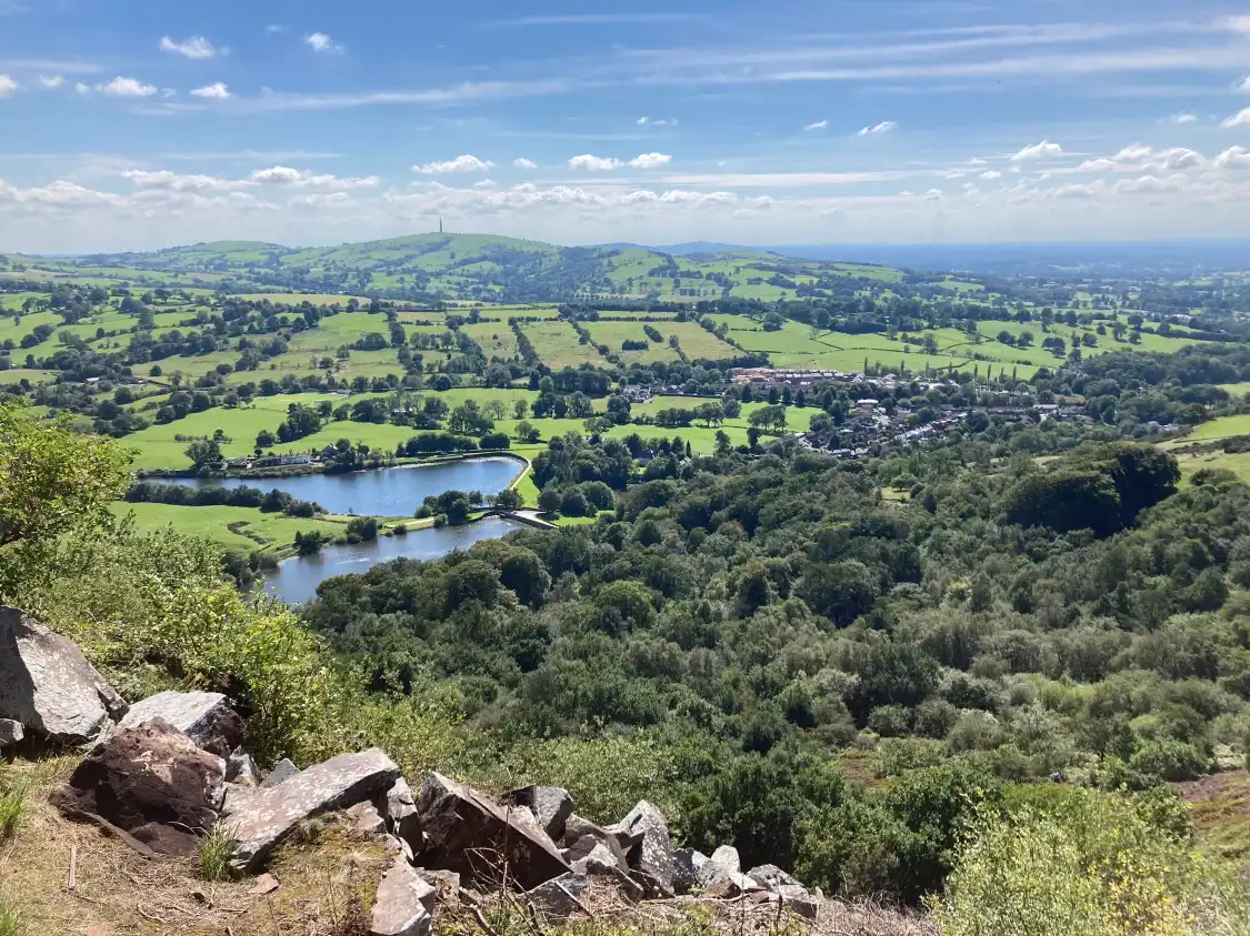 Hotels near Tegg's Nose Country Park