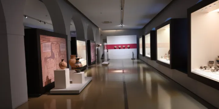 納夫普利翁考古博物館