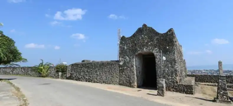 Hotels in Baubau