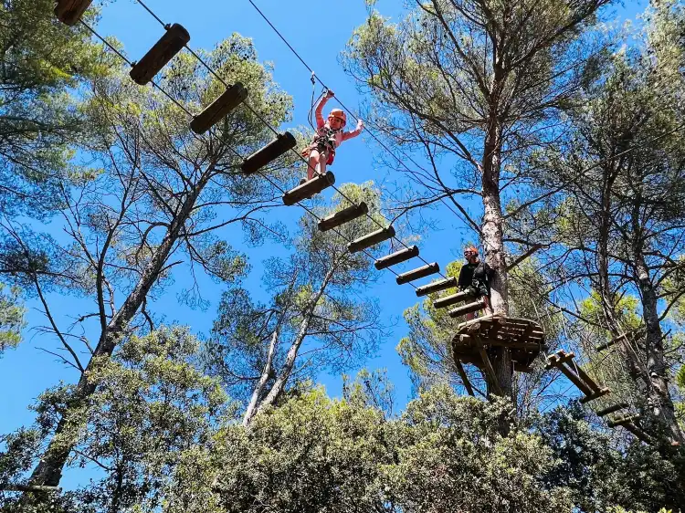 Hôtels à : Lagnes