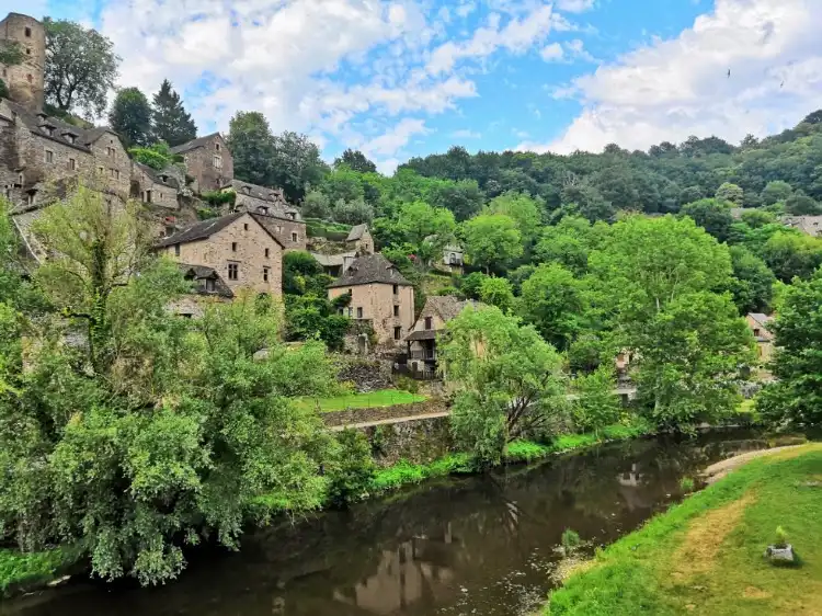 Hotels in Belcastel