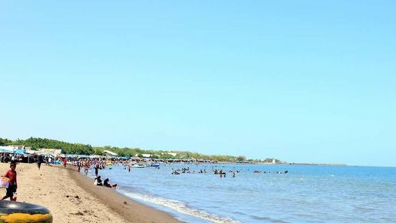 Pantai Tanjung Bayang