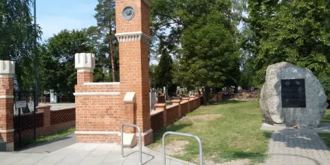 Wilanow Cemetery （Cmentarz Wilanowski）