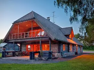 Ku'k'e Turismitalu (Ku'k'e Holiday Center)