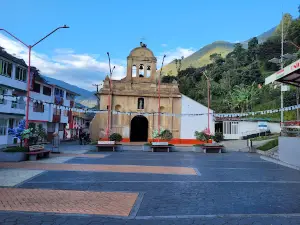 Plaza Principal La Salina