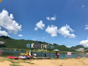 Tha Lo Beach (Wat Ban Thong)