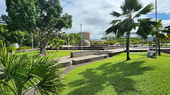 Esplanade - Skate Plaza