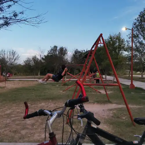 Las Alamedas Park